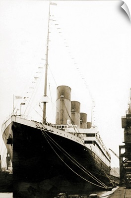 RMS Titanic departing from Southanpton on her maiden voyage, April 5, 1912