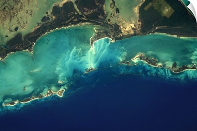The unbelievable colours of the Bahamas from space