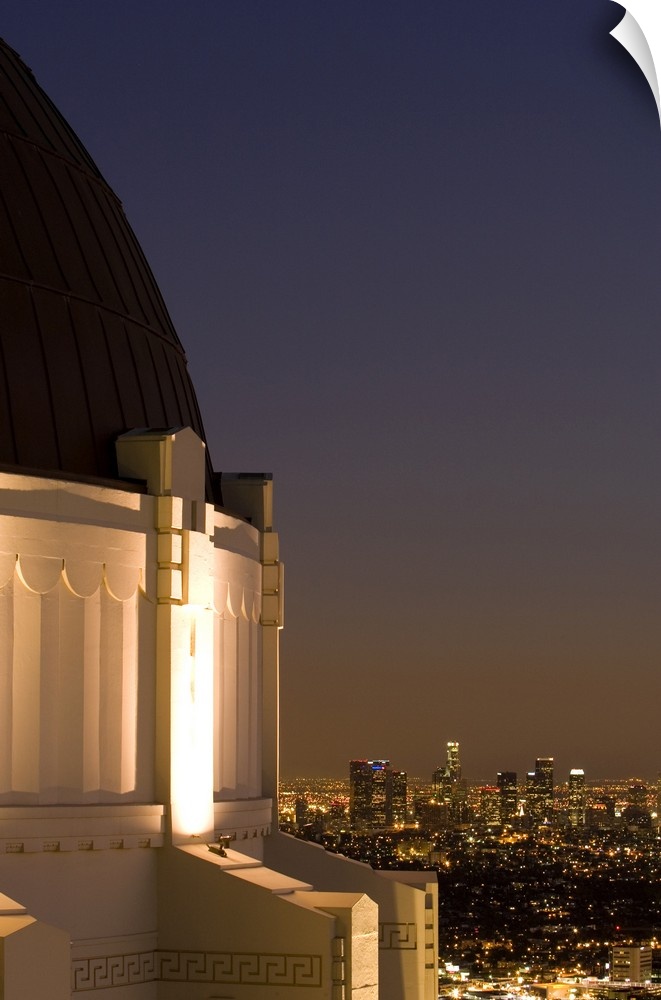 A dusk view of downtown Los Angeles from Griffith Observatory in Griffith Park.