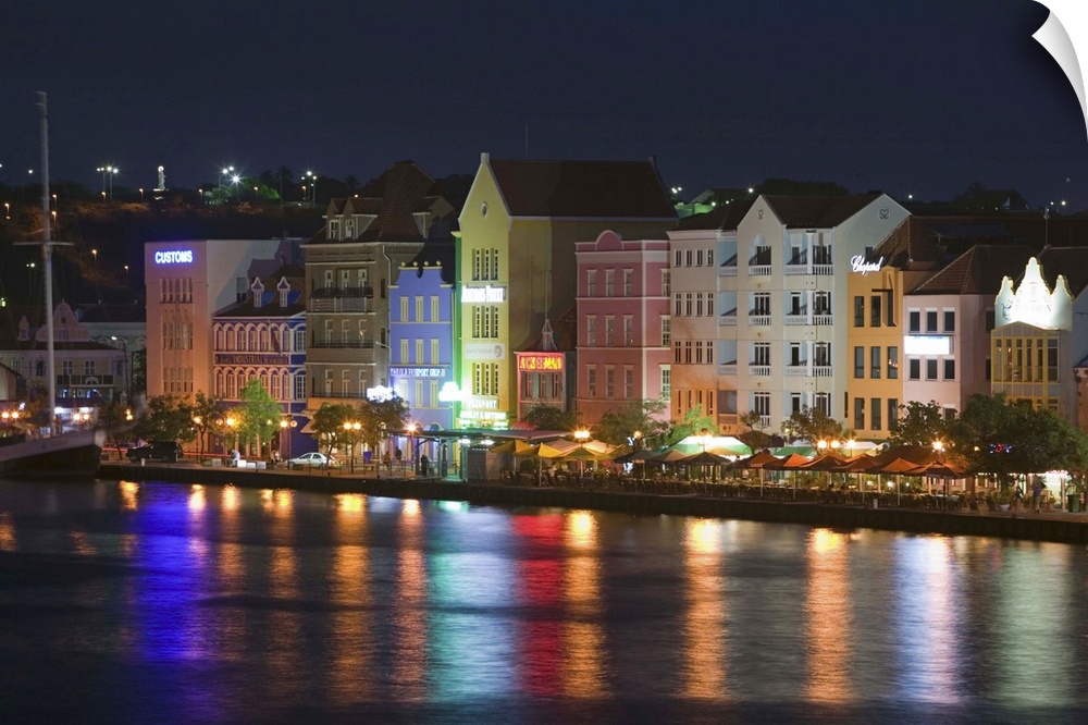 ABC Islands-CURACAO-Willemstad:.Punda- Waterfront Buildings / Evening
