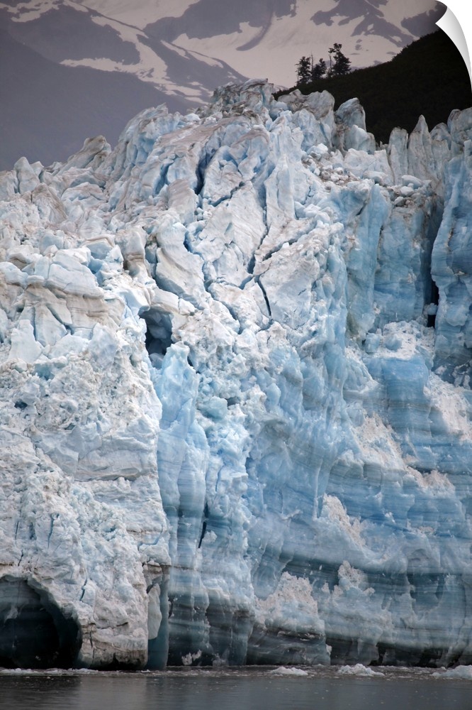 North America, USA, Alaska. Hubbard Glacier, an advancing tidewater glacier popular for viewing from cruise ships.