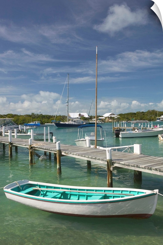 BAHAMAS- Abacos-"Loyalist Cays"-Man O'War Cay:.North Harbour-Boat Pier