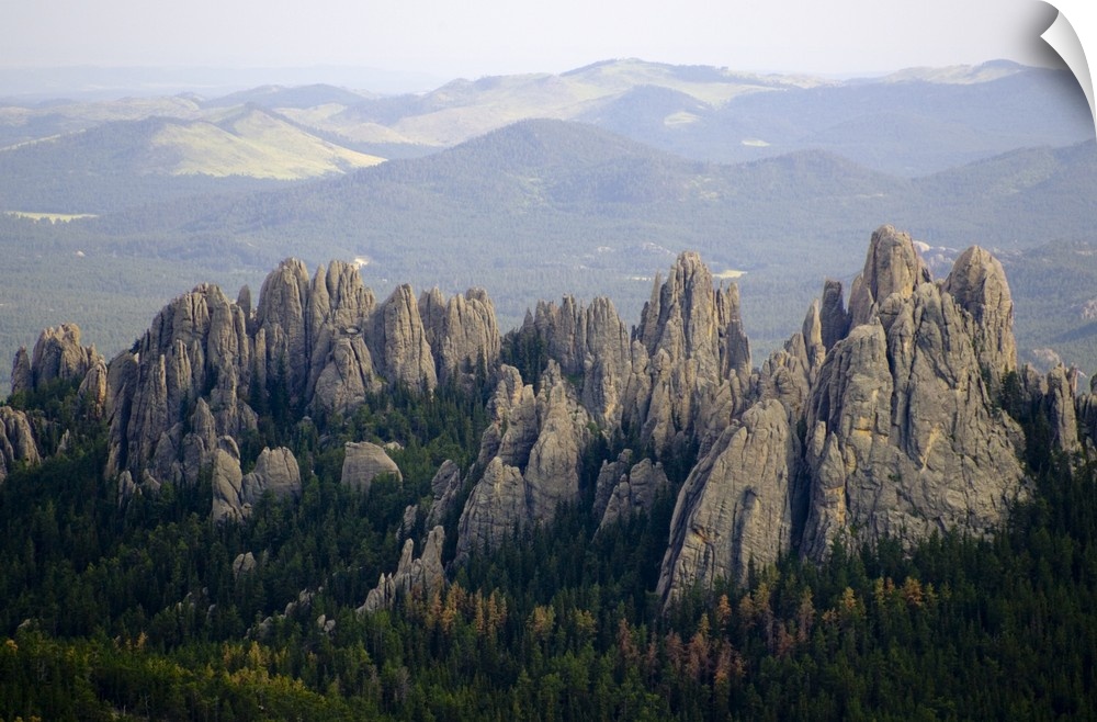 Black Elk Wilderness, South Dakota. USA. View of Cathedral Spires from summit of 7242 foot Harney Peak, highest point in S...