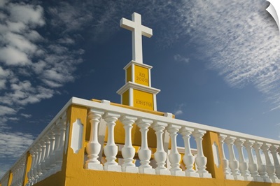 Bonaire, Seru Largu, Memorial Cross atop Seru Largu