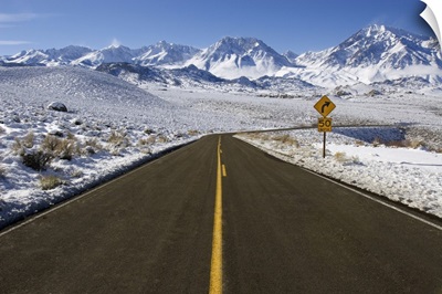 California, Road Into Sierra Nevada Mountains In Winter