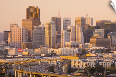 California, San Francisco, Potrero Hill, view of downtown and I-280 highway, dusk
