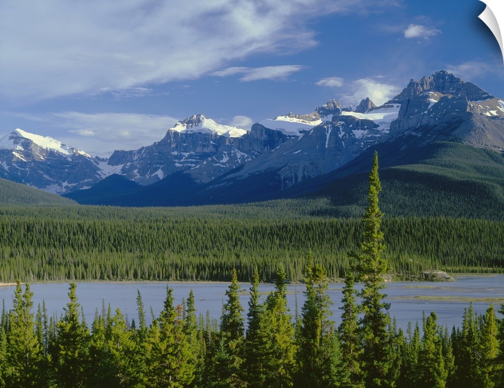 Canada, Alberta, Banff NP, Mount Sarbach and Kaufmann Peaks rise above North Saskatchewan River.
