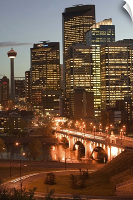 Canada, Alberta, Calgary, Downtown Calgary and bridge