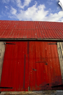 Canada, New Brunswick, Shepody, Red barn door