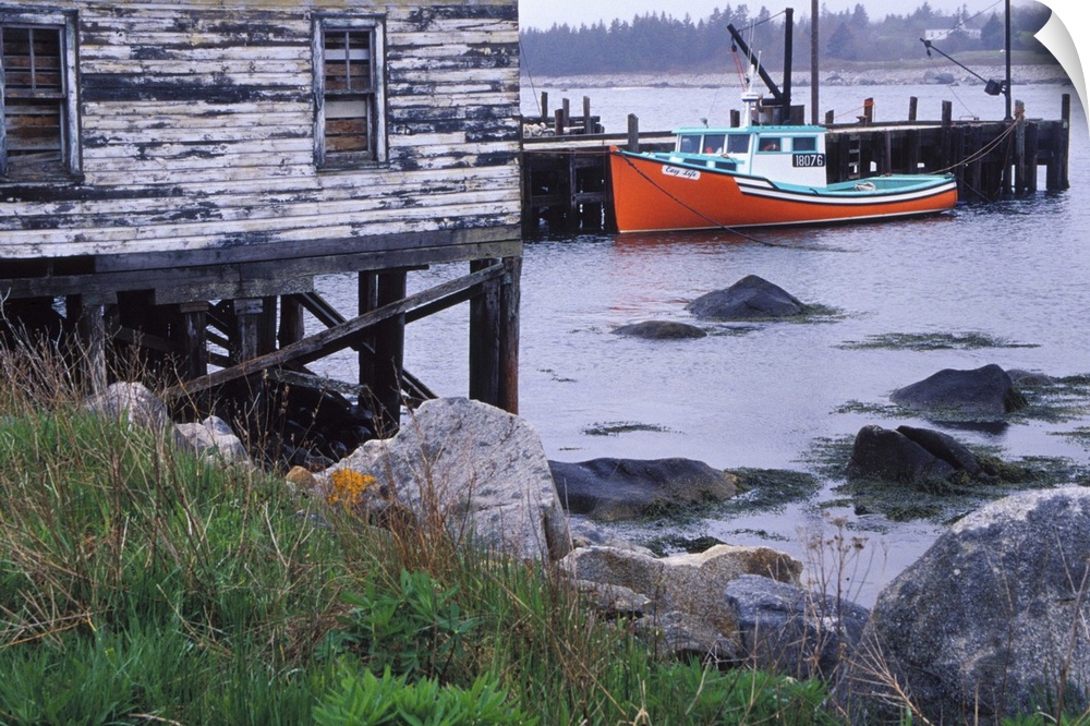 N.A. Canada, Nova Scotia, Hunts Point.  Lobster boats at dock in harbor.