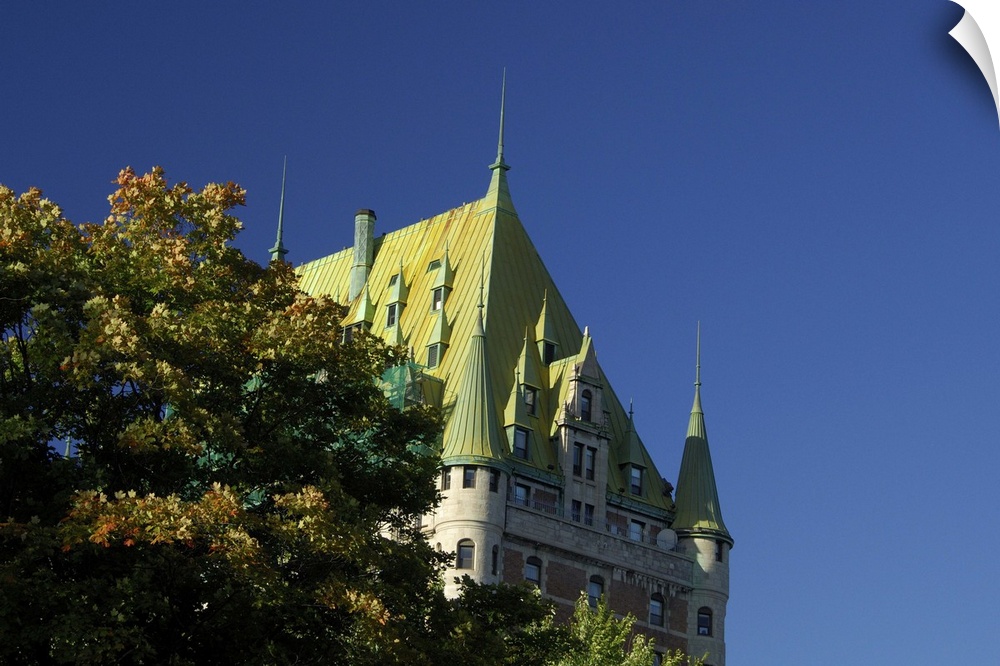 Canada, Quebec, Quebec City. Fairmont Chateau Frontenac. IMAGE RESTRICTED: Not available to US land tour operators.