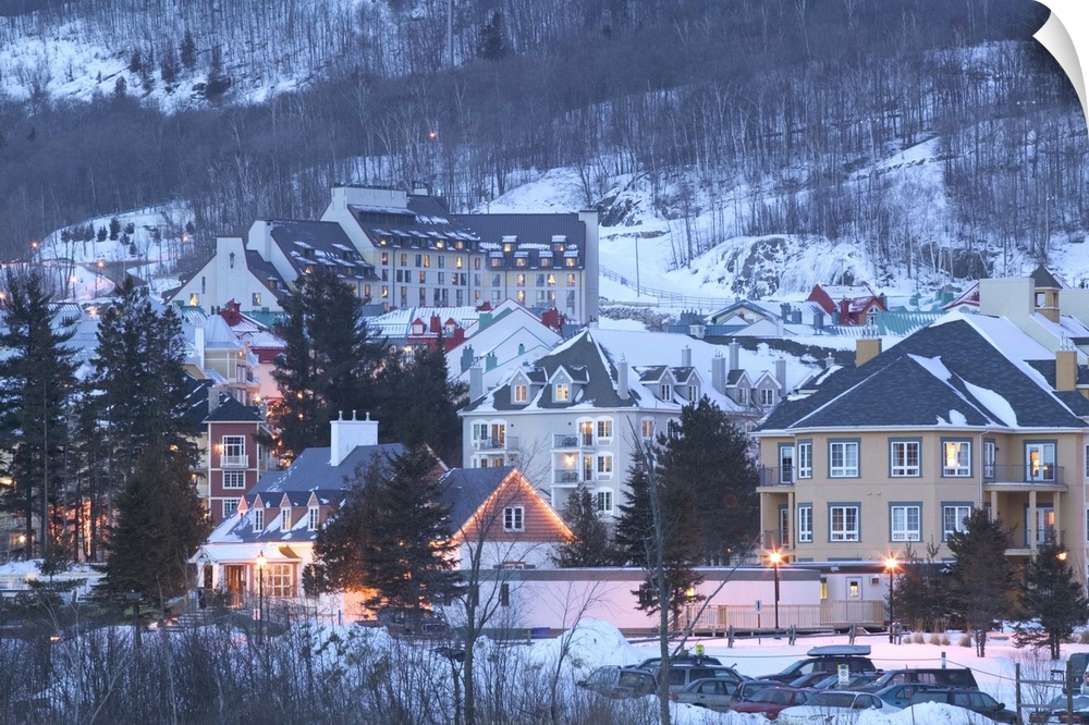 CANADA-QUEBEC-The Laurentians:.Mont Tremblant Ski Village-.Ski Village View / Evening... Walter Bibikow 2004