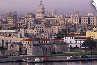 Cuba, old Havana, cityscape at dusk