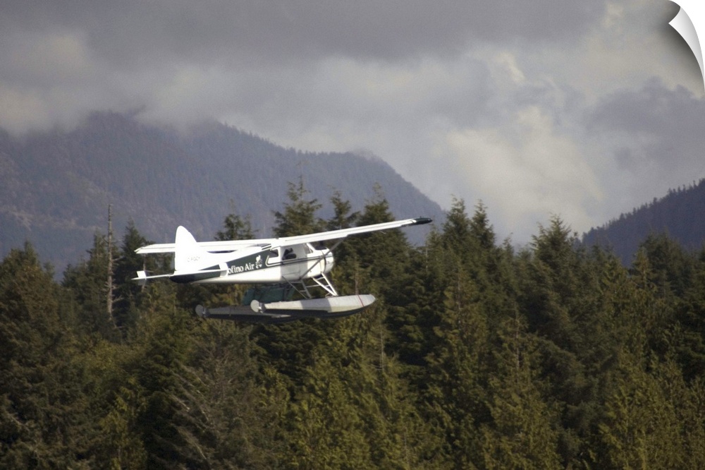 Float Plane Flying, Tofino, British Columbia, Canada, September 2006