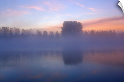 France, Burgundy, Macon, Saone River at dawn
