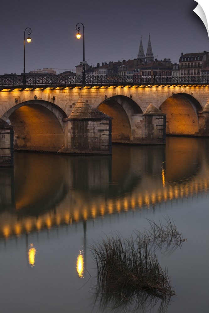 France, Saone-et-Loire Department, Burgundy Region, Maconnais Area, Macon, Pont St-Laurent bridge, evening