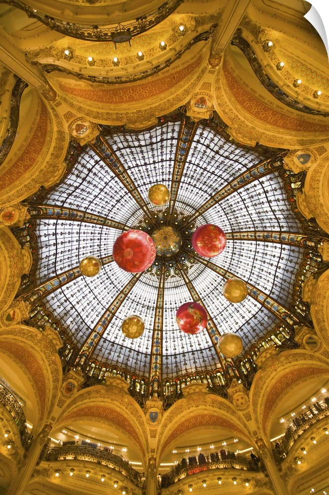 France, Paris, Galleries Lafayette Department Store, Dome Interior