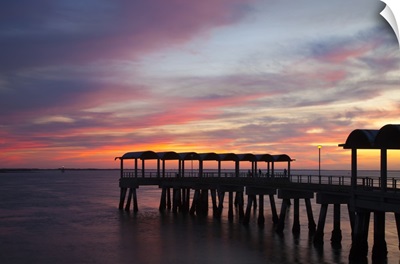 Georgia, Jekyll Island, Fishing pier at sunset at Jekyll Island