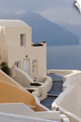 Greece, Santorini, Thira, Oia, Pathway To End Villa Overlooking The Sea