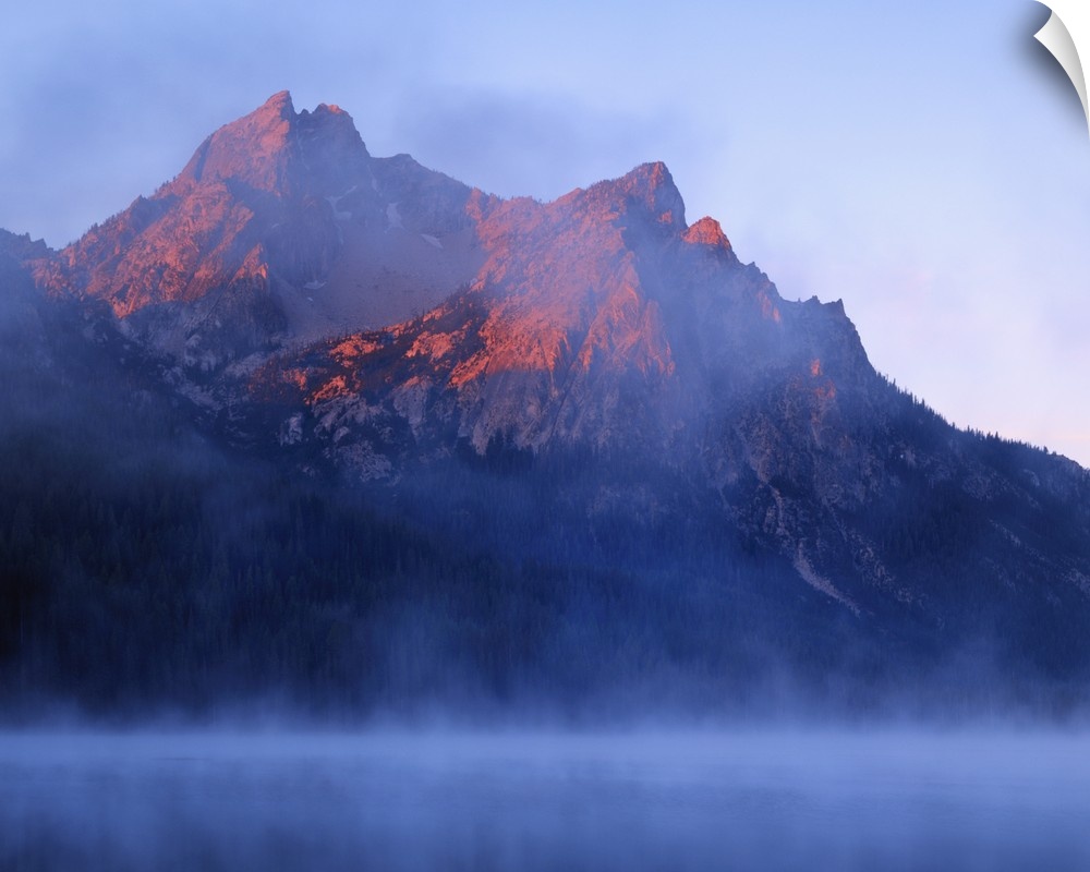 USA, Idaho, Sawtooth Mountains. McGown Peak and Stanley Lake at sunrise.