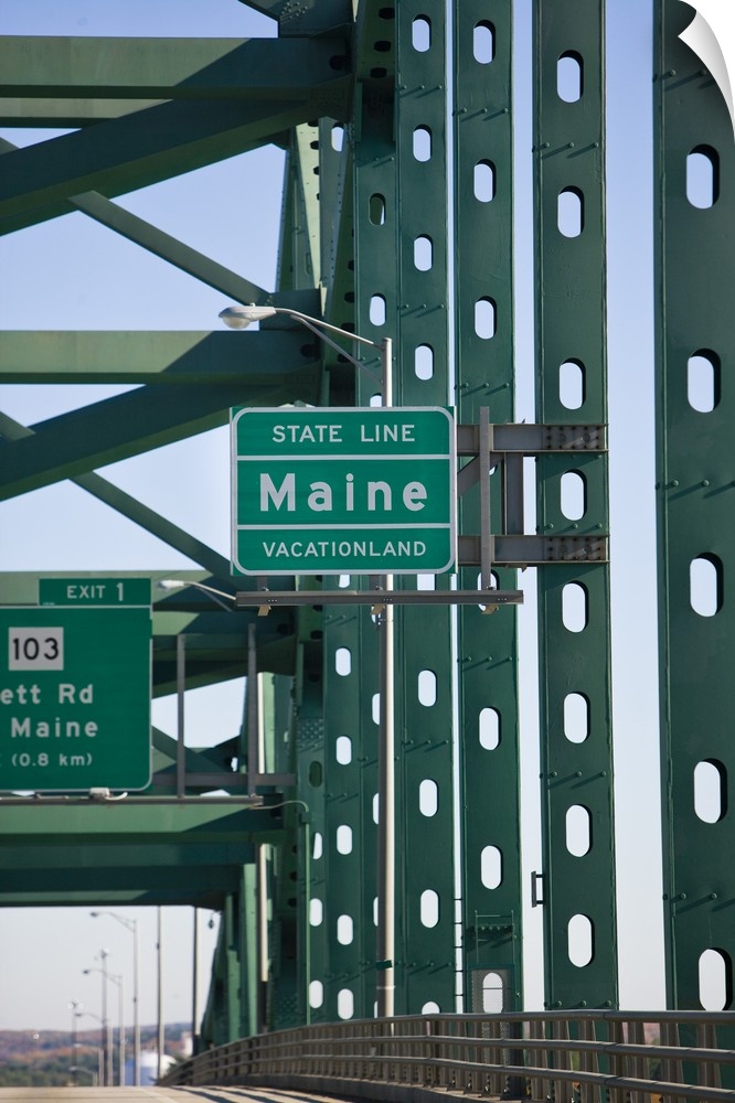 Maine state line sign on the Piscataqua River bridge.  I-95. Between Kittery, Maine and Portsmouth, New Hampshire.