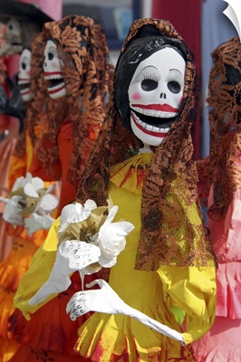 Mexico, Skeletal Catrinas, figures celebrating Dia de Los Muertos