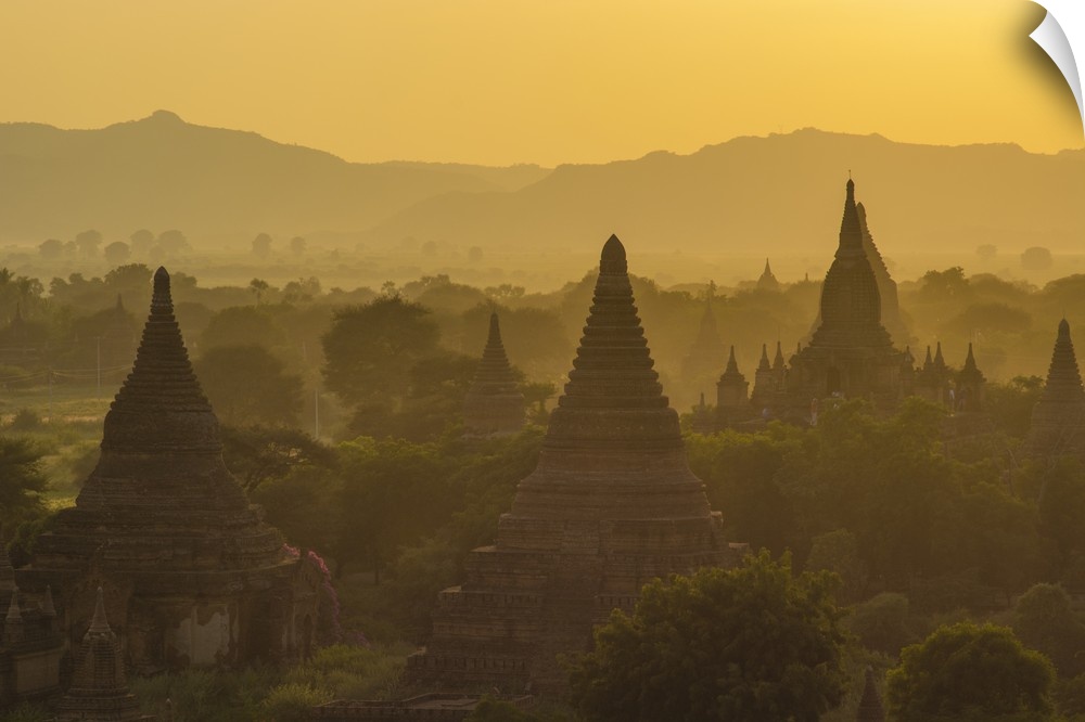 Myanmar. Bagan. Temples at sunset.