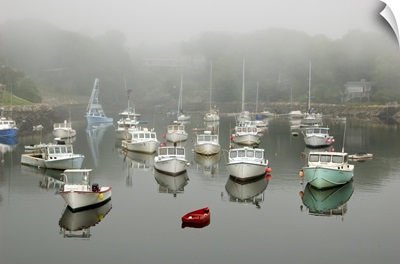 New England, Maine, Ogunquit, boats in Perkins Cove