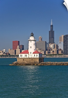 Passing by Chicago Harbor Lighthouse