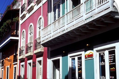 Puerto Rico, Old San Juan. Street scene