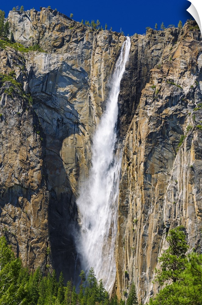 Ribbon Falls, Yosemite National Park, California