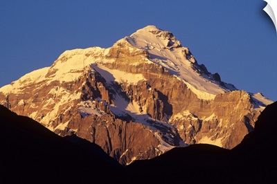 Sunrise on east face of Cerro Aconcagua, highest mountain in the Andes, Argentina
