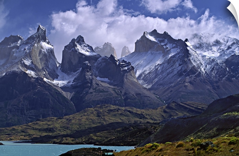 Torres Del Paine National Park, Cuernos Del Paine, Patagonian Andes, Chile.