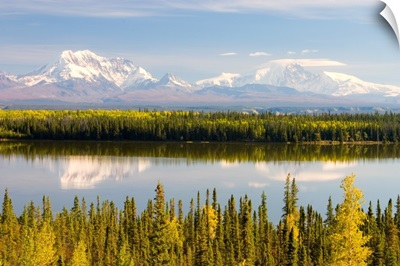 USA, Alaska, Mt. Sanford and Mt. Drum and the Copper River in autumn