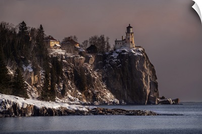USA, Minnesota, Split Rock Lighthouse On Shore Of Lake Superior At Sunrise