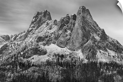 Washington, Okanogan National Forest, Liberty Bell And Early Winters Spires