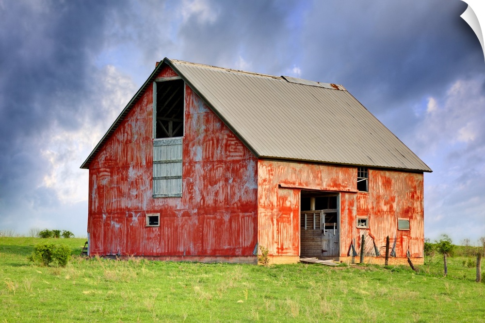 A high dynamic range image of an old abandoned barn.