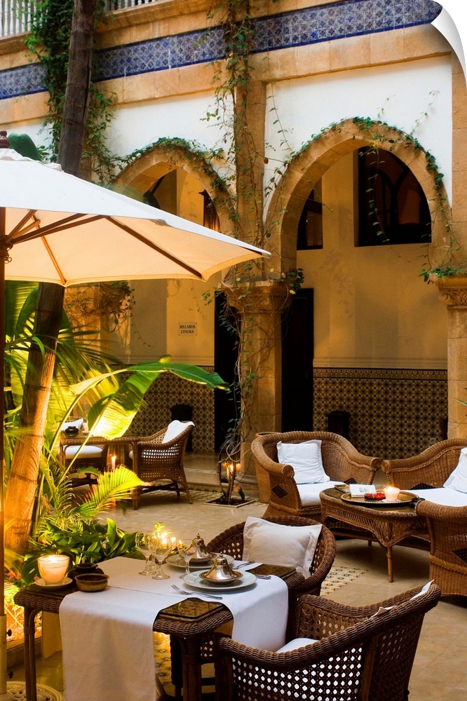 Morocco, Al-Magreb, Morocco, Essaouira, Heure Bleue Palais Hotel, courtyard