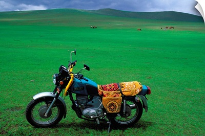 Asia, Mongolia, Arhangay, motorcycle