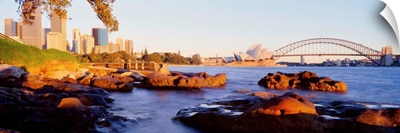 Australia, Sydney, Sydney Opera House and Harbor Bridge