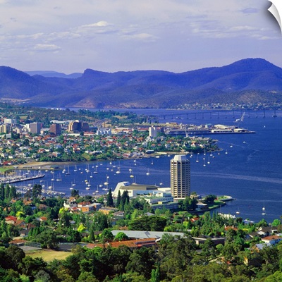 Australia, Tasmania, Hobart, City view