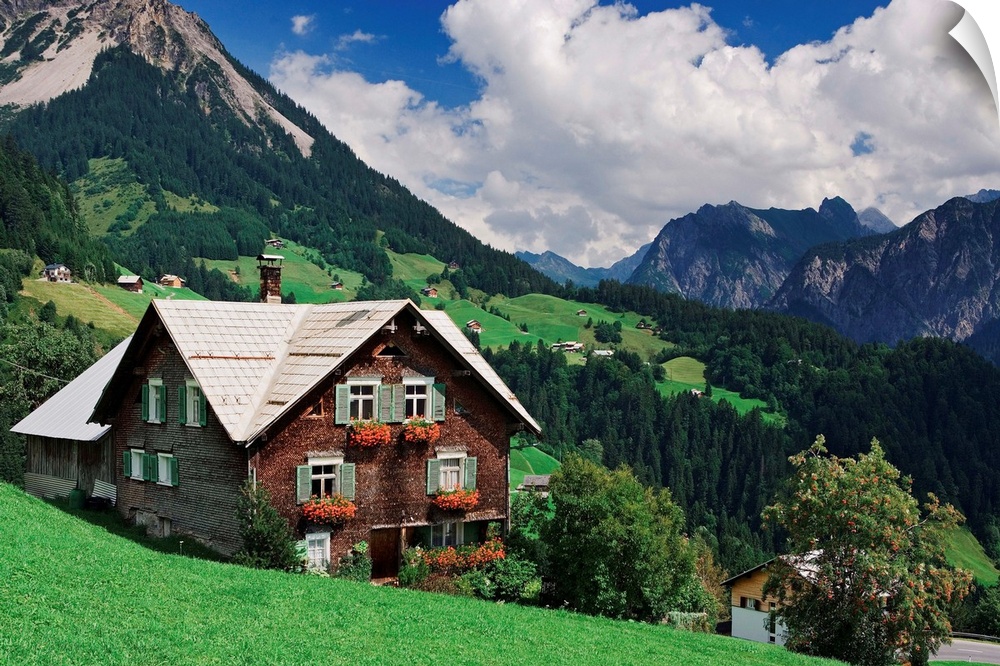 Un paesaggio della Grosse Walsertal, una delle belle vallate del Vorarlberg raggiungibili dalla cittadina di Bludenz.