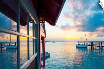 Bahamas, Exuma Cays, Staniel Cay Yacht Club, cottage on the sea