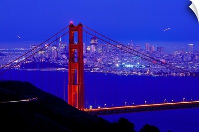 California, San Francisco, Golden Gate Bridge and skyline at night