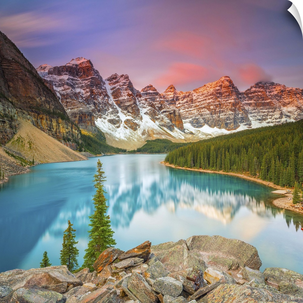 Canada, Alberta, Banff National Park, Rocky Mountains, Moraine Lake, Valley of the Ten Peaks.