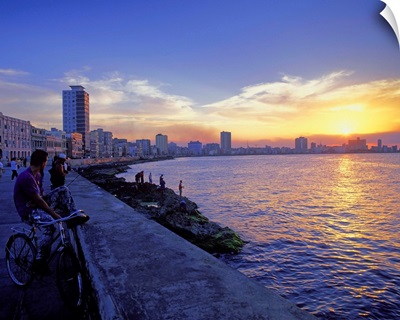 Cuba, Havana, Malecon, famous promenade of the city