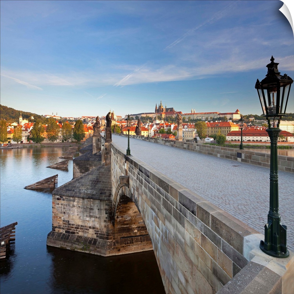 Czech Republic, Central Bohemia Region, Bohemia, Vltava, Prague, Charles Bridge, View towards Hradcany Castle and St Vitus...