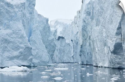 Denmark, Greenland, Ilulissat, Iceberg In Disko Bay