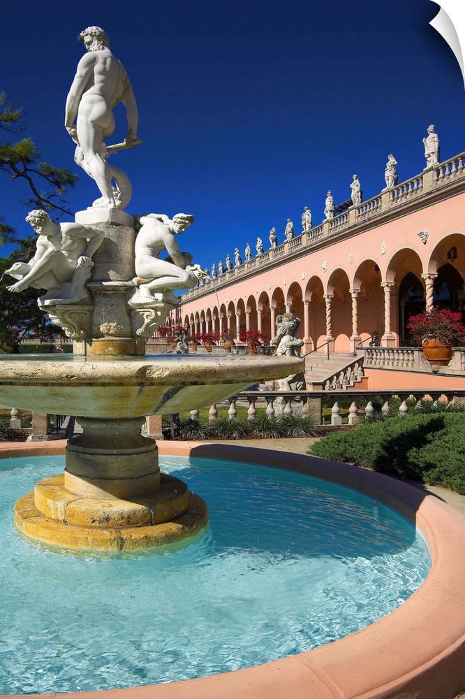 United States, USA, Florida, Courtyard of the Ringling Museum of Art