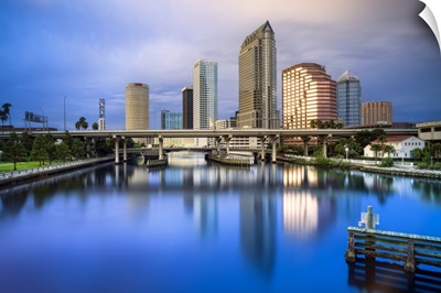 Florida, Tampa, View of the skyline reflected in the Hillsborough River